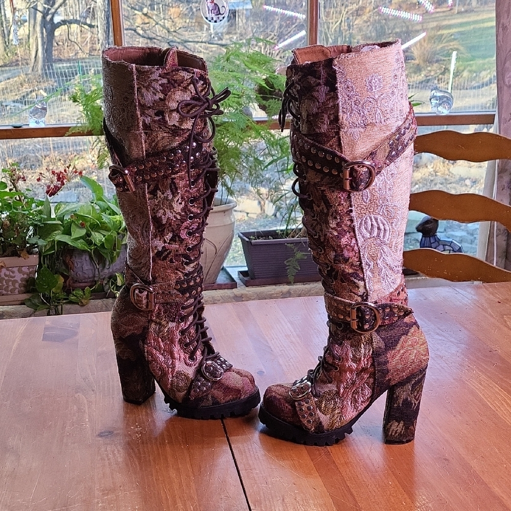 Women's Lace-Up Knee-High Boots Jeffrey Campbell Lilith Floral Tapestry